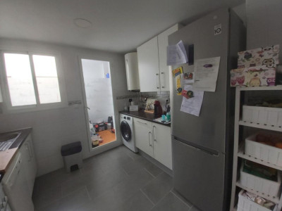 3 Bedroom Middle Floor Apartment in Doña Julia - Image 3