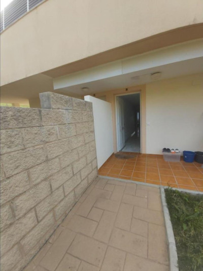 3 Bedroom Middle Floor Apartment in Doña Julia - Image 4