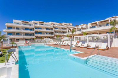 2 Bedroom Middle Floor Apartment in La Cala de Mijas