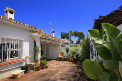 2 Bedroom Semi-Detached House in Benamara