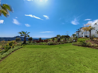 3 Bedroom Ground Floor Apartment in Marbella - Image 2