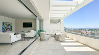 3 Bedroom Penthouse Duplex in Marbella - Image 2