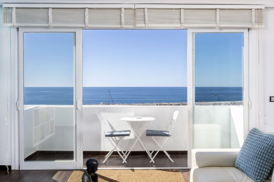 2 Bedroom Top Floor Apartment in Puerto Banús - Image 3