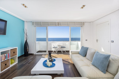 2 Bedroom Top Floor Apartment in Puerto Banús - Image 4