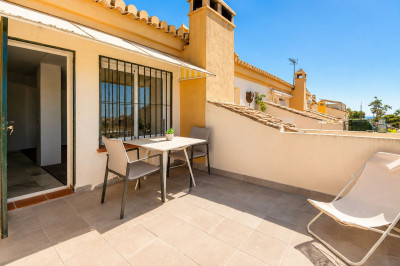 4 Bedroom Townhouse in Costabella - Image 4