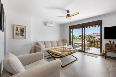 4 Bedroom Detached Villa in Riviera del Sol - Image 5