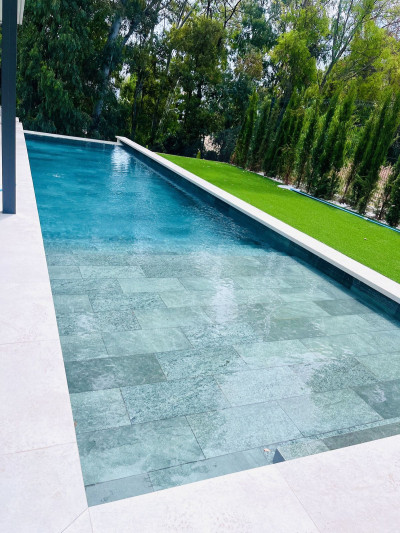 5 Bedroom Detached Villa in Nueva Andalucía - Image 4