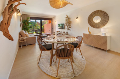 2 Bedroom Ground Floor Apartment in Estepona - Image 3
