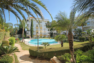 3 Bedroom Middle Floor Apartment in The Golden Mile