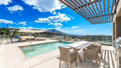 7 Bedroom Detached Villa in Los Arqueros - Image 1
