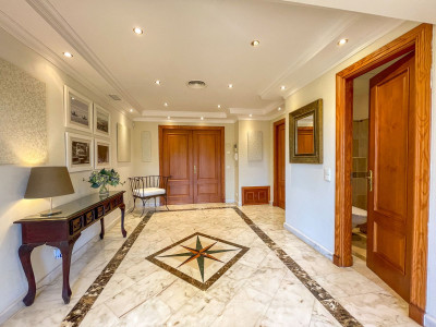 7 Bedroom Detached Villa in El Rosario - Image 4