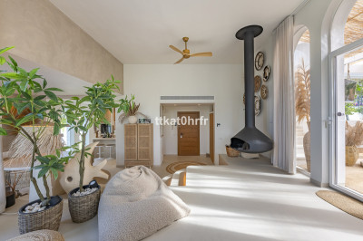 4 Bedroom Detached Villa in Nueva Andalucía - Image 5
