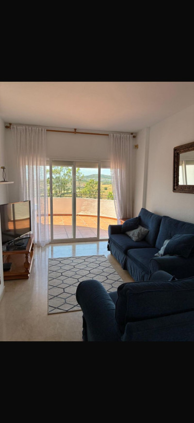 2 Bedroom Penthouse in Estepona - Image 5