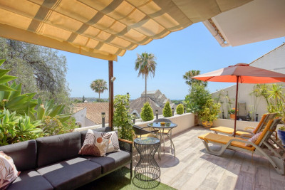 4 Bedroom Townhouse in Nueva Andalucía - Image 1