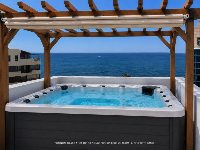 5 Bedroom Penthouse in Marbella - Image 3