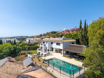 7 Bedroom Detached Villa in Benahavís - Image 1