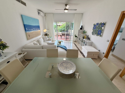 3 Bedroom Penthouse in Bel Air - Image 3