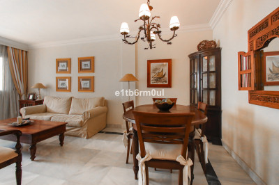 1 Bedroom Middle Floor Apartment in The Golden Mile - Image 5