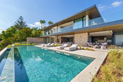 8 Bedroom Detached Villa in Benahavís - Image 5