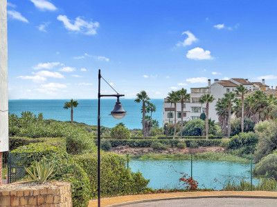 2 Bedroom Middle Floor Apartment in La Alcaidesa - Image 5