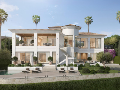 5 Bedroom Detached Villa in Marbella - Image 4