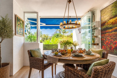 2 Bedroom Ground Floor Apartment in Puerto Banús - Image 3