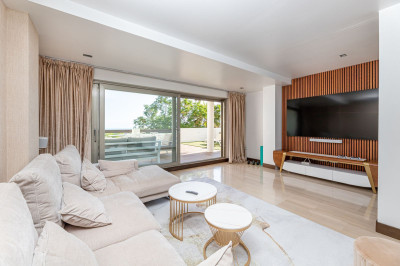 2 Bedroom Middle Floor Apartment in Benahavís
