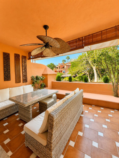 3 Bedroom Middle Floor Apartment in Guadalmina Baja - Image 3