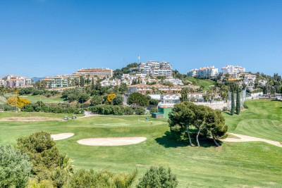 3 Bedroom Semi-Detached House in Riviera del Sol - Image 1