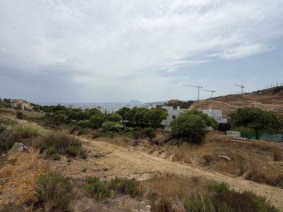 Residential Plot in Manilva - Image 2