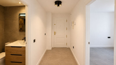 2 Bedroom Middle Floor Apartment in Atalaya - Image 5