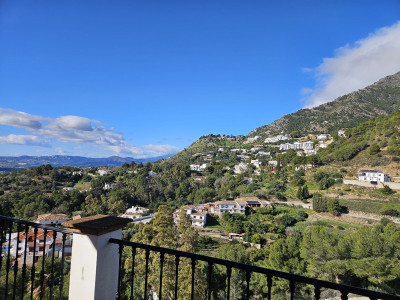 7 Bedroom Detached Villa in Mijas - Image 3