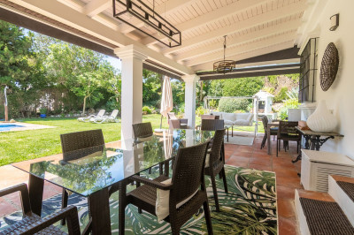 3 Bedroom Detached Villa in Estepona - Image 4