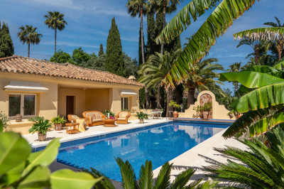 6 Bedroom Detached Villa in Sotogrande Alto - Image 1