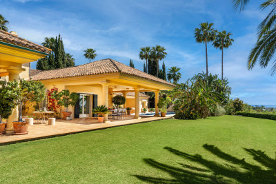6 Bedroom Detached Villa in Sotogrande Alto - Image 3