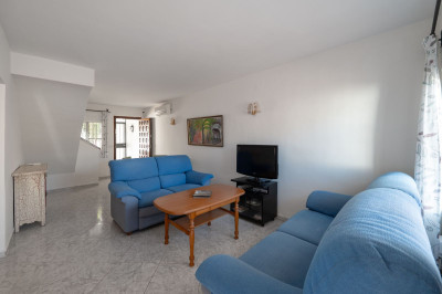 4 Bedroom Townhouse in Nueva Andalucía - Image 2