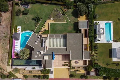 5 Bedroom Detached Villa in Sotogrande Alto - Image 2