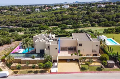5 Bedroom Detached Villa in Sotogrande Alto - Image 3