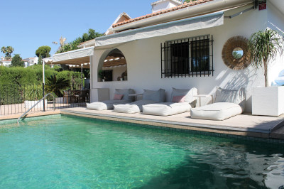 4 Bedroom Detached Villa in Mijas Costa - Image 1