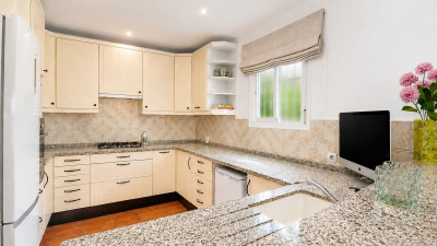 4 Bedroom Detached Villa in Mijas Costa - Image 5