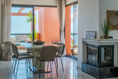 4 Bedroom Penthouse Duplex in Calahonda - Image 3