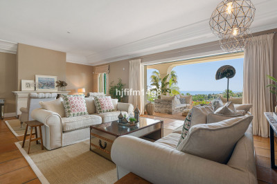 5 Bedroom Detached Villa in The Golden Mile - Image 5