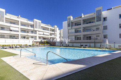 3 Bedroom Penthouse in San Pedro de Alcántara - Image 2