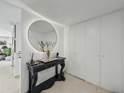 3 Bedroom Ground Floor Apartment in Sotogrande - Image 5