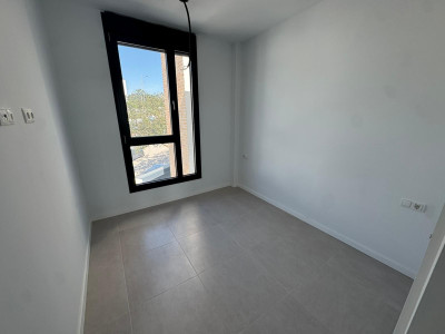 2 Bedroom Penthouse in Estepona - Image 4