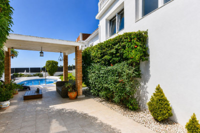 4 Bedroom Detached Villa in Benalmadena Pueblo - Image 4