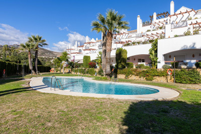 2 Bedroom Middle Floor Apartment in Nueva Andalucía