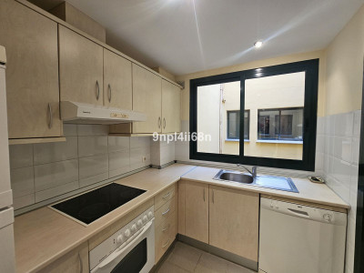 3 Bedroom Middle Floor Apartment in Riviera del Sol - Image 5