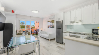 2 Bedroom Top Floor Apartment in Riviera del Sol - Image 3