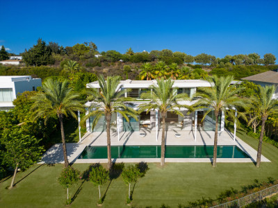 4 Bedroom Detached Villa in Casares - Image 2